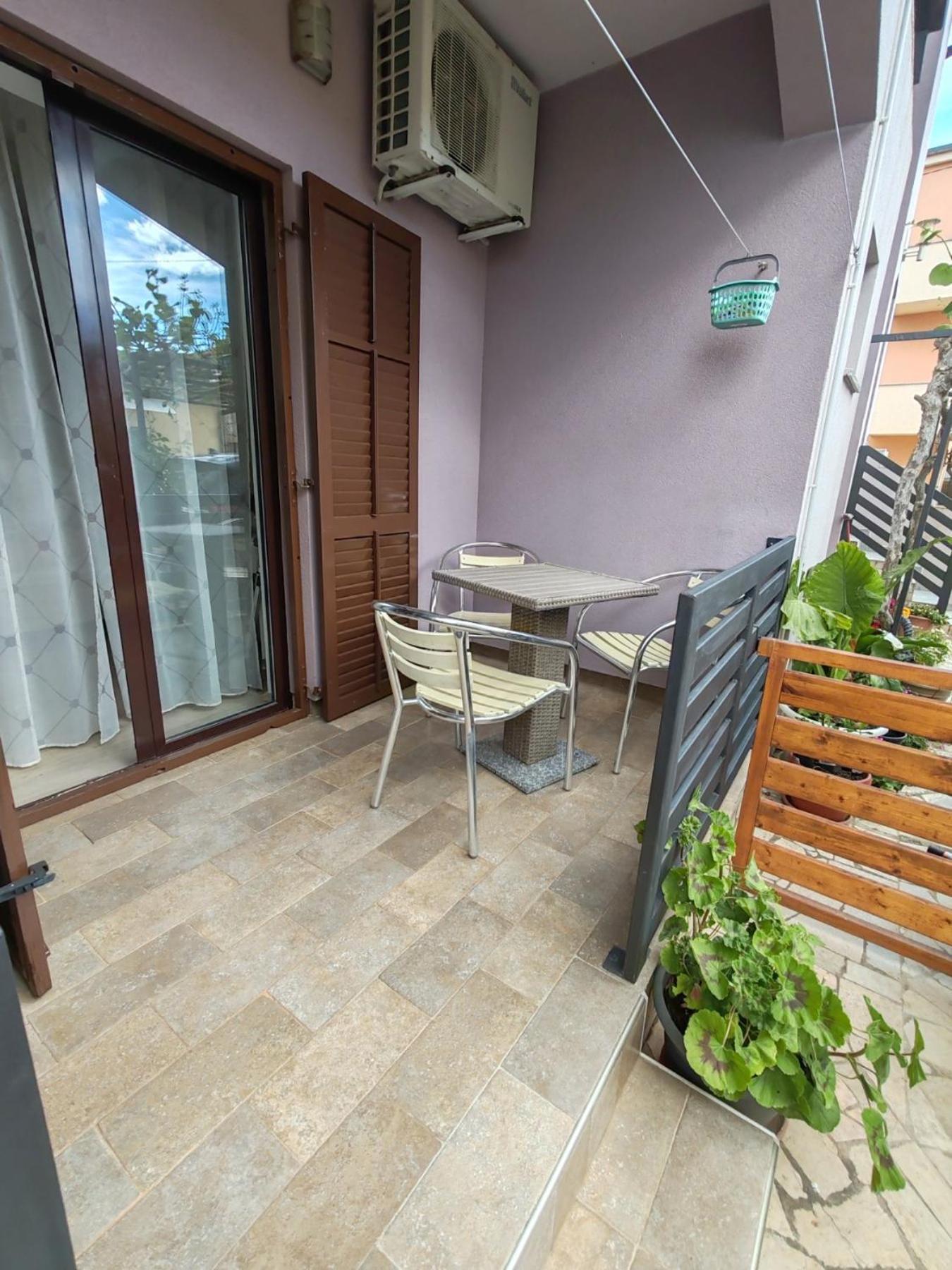 Apartman Lana Medulin Exterior foto